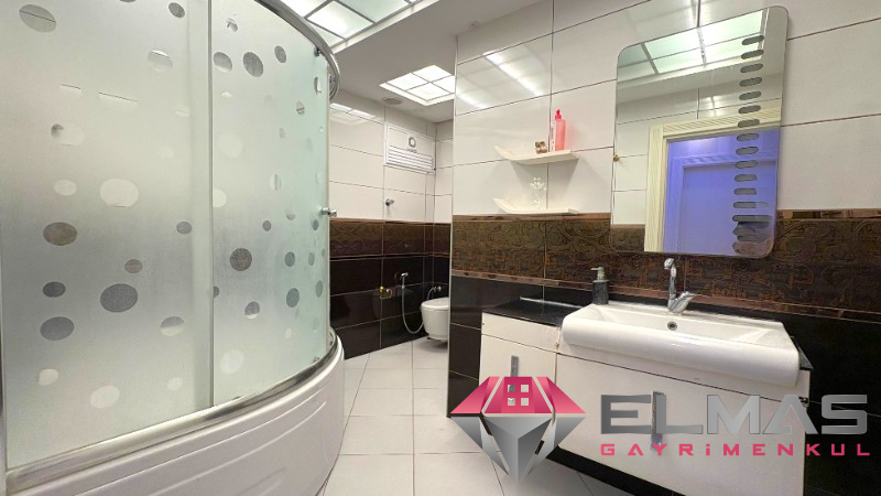 Elmas’tan Menderes’in İncisi Deniz Manzaralı Kaliteli 4+1