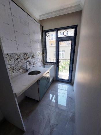 WEN BERKAN GÜLER'DEN BUTİK SİTEDE 2+1 Y.GİRİŞ 90m2 KAPALI OTOPARK GÜVENLİK