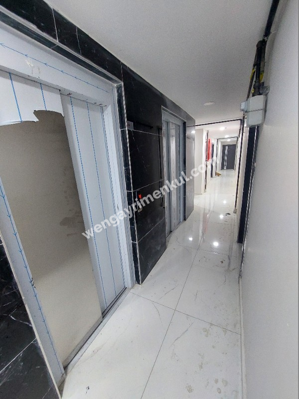 WEN BERKAN GÜLER'DEN BUTİK SİTEDE 2+1 Y.GİRİŞ 90m2 KAPALI OTOPARK GÜVENLİK