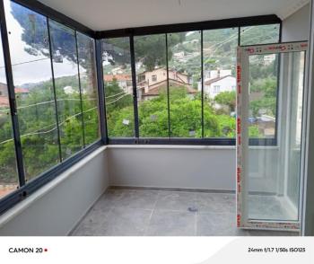EMLAK HABERCİSİ 'NDEN MUDANYA KUMYAKA'DA SATILIK 166 M2 TAPULU, 265 m2 YAŞAM ALANI OLAN, DENİZ GÖRÜR SATILIK İKİ KATLI MÜSTAKİL EV