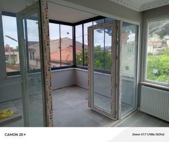 EMLAK HABERCİSİ 'NDEN MUDANYA KUMYAKA'DA SATILIK 166 M2 TAPULU, 265 m2 YAŞAM ALANI OLAN, DENİZ GÖRÜR SATILIK İKİ KATLI MÜSTAKİL EV