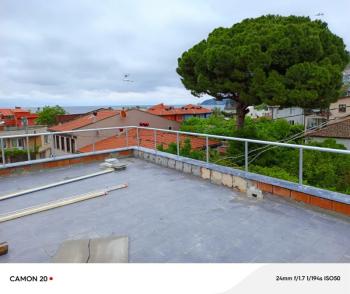 EMLAK HABERCİSİ 'NDEN MUDANYA KUMYAKA'DA SATILIK 166 M2 TAPULU, 265 m2 YAŞAM ALANI OLAN, DENİZ GÖRÜR SATILIK İKİ KATLI MÜSTAKİL EV