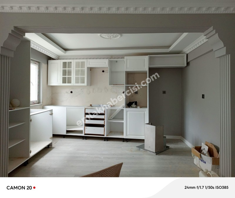 EMLAK HABERCİSİ 'NDEN MUDANYA KUMYAKA'DA SATILIK 166 M2 TAPULU, 265 m2 YAŞAM ALANI OLAN, DENİZ GÖRÜR SATILIK İKİ KATLI MÜSTAKİL EV