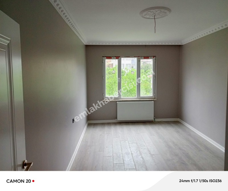 EMLAK HABERCİSİ 'NDEN MUDANYA KUMYAKA'DA SATILIK 166 M2 TAPULU, 265 m2 YAŞAM ALANI OLAN, DENİZ GÖRÜR SATILIK İKİ KATLI MÜSTAKİL EV