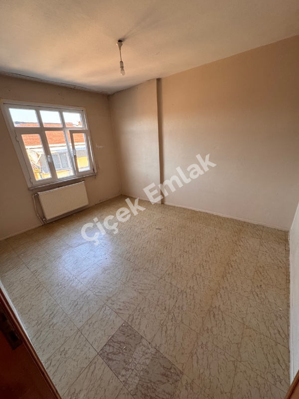 Yeşilpınar Metroya 5 dk | 3+1 | 4.Kat | Geniş Ferah Kiralık Daire