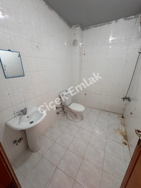 Yeşilpınar Metroya 5 dk | 3+1 | 4.Kat | Geniş Ferah Kiralık Daire