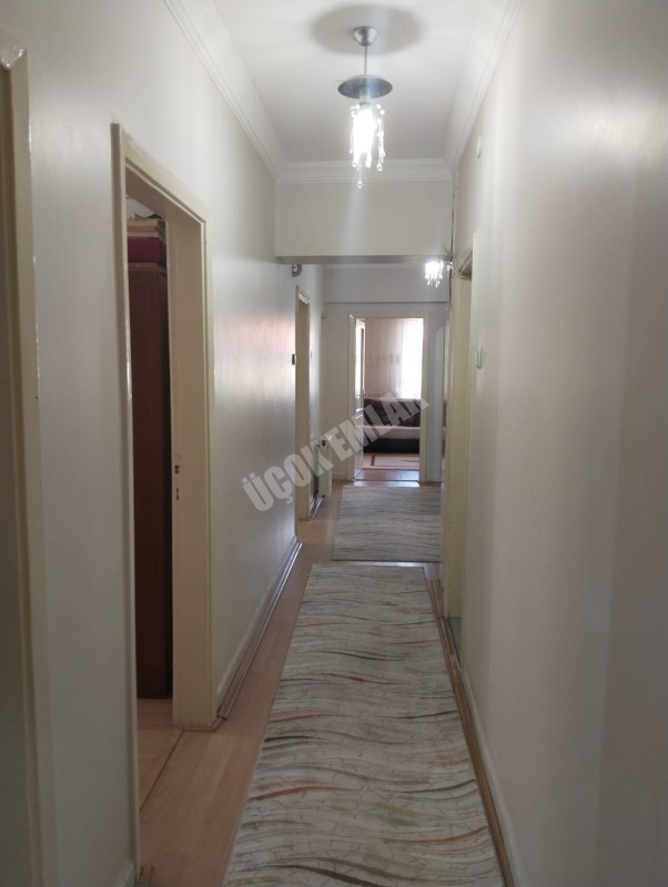 AFYON ÜÇOK EMLAKTAN CUMHURİYET MAH SATILIK ARAKAT 3+1 DAİRE