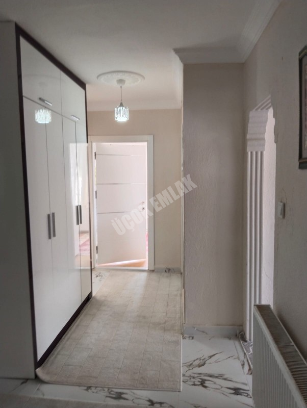AFYON ÜÇOK EMLAKTAN HARBİŞ GAZİ MAH SATILIK 3+1 ARAKAT DAİRE