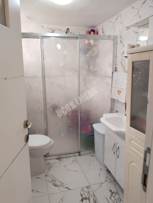 AFYON ÜÇOK EMLAKTAN HARBİŞ GAZİ MAH SATILIK 3+1 ARAKAT DAİRE
