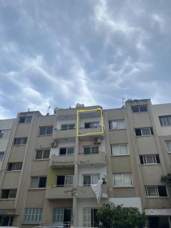 Mağusa Karakol Bölgesinde Satılık 3+1 Daire