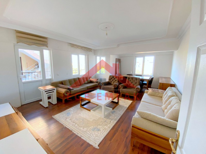 Didimde Satılık Apartman Dubleksi - Denize Yakın Merkezi Konum