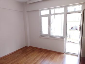 Beşiktaş merkezde,Arakat 2+1 Şirin daire
