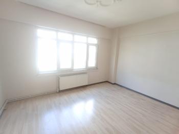 Beşiktaş merkezde,Arakat 2+1 Şirin daire