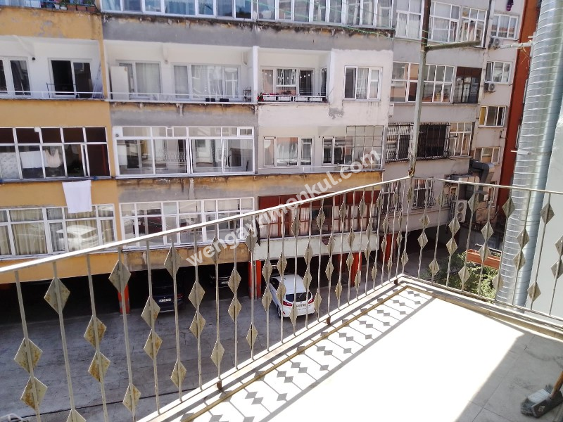 Beşiktaş merkezde,Arakat 2+1 Şirin daire