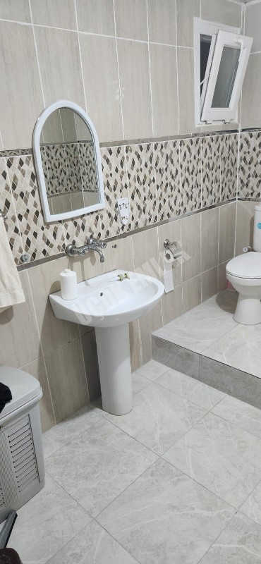 AFYON ÜÇOK EMLAKTAN HARBİŞ GAZİ  MAH. SATILIK BAKIMLI ARAKAT 3+1 DAİRE