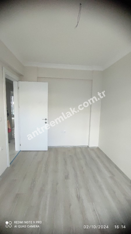 Antre Emlak'tan Satılık  Bahar Mahallesinde Hastane Yanı 3+1, Doğalgazlı Asansörlü Otoparklı Ebeveyn Banyolu Sıfır Daire