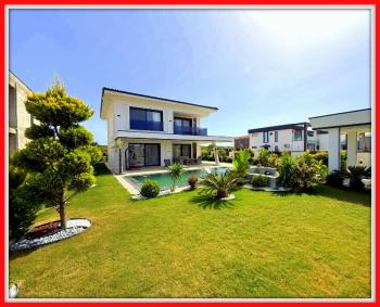 Didim'de Satılık Tasarım Harikası Villa