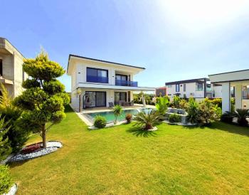 Didim'de Satılık Tasarım Harikası Villa