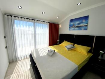 Didim'de Satılık Eşyalı Villa