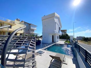 Didim'de Satılık Eşyalı Villa