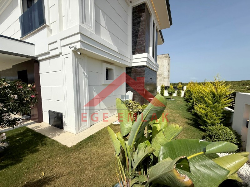 Didim'de Satılık Tasarım Harikası Villa