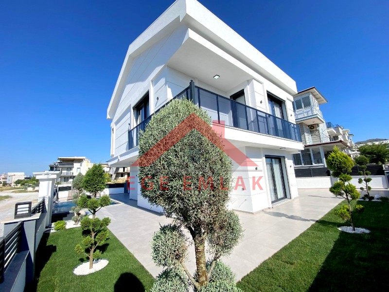 Didim'de Satılık Eşyalı Villa