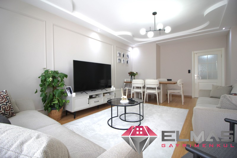 Elmas’tan 34. Cadde Üzeri Deniz Manzaralı Bağımsız 3+1