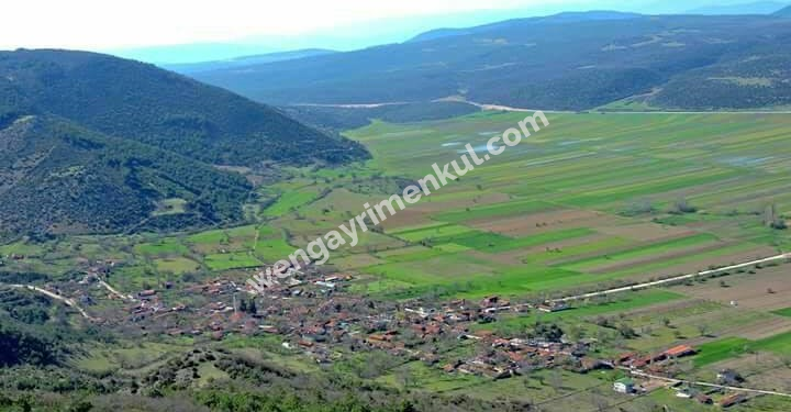 BİLECİK/GÖLPAZARI/KURŞUNLU OVASINDA SATILIK SULANABİLİR TARLA