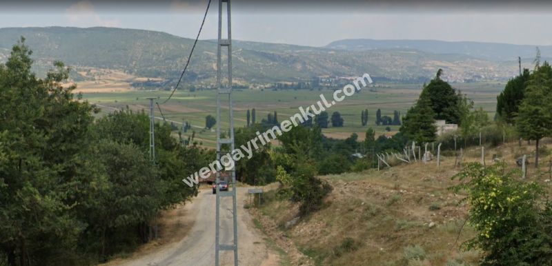 BİLECİK/GÖLPAZARI/KURŞUNLU OVASINDA SATILIK SULANABİLİR TARLA