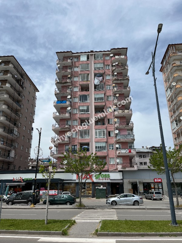 KAHVECİOĞLU EMLAK'DAN KÜMBET SATILIK DAİRE