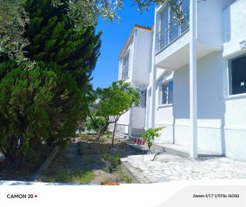 EMLAK HABERCİSİ 'NDEN BURSA-MUDANYA ANA YOLA 1 KM MESAFEDE MUDANYA IŞIKLI YOLU 'NDA  ASFALTA CEPHE 6+1 VİLLA& KONAK