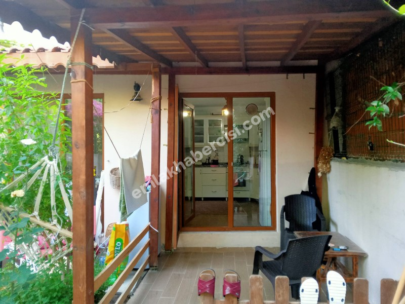 EMLAK HABERCİSİ 'NDEN BURSA, MUDANYA MERKEZDE, BAHÇELİ, 5 YAŞINDA, KAT MÜLKİYETLİ,  2 DAİRELİ MÜSTAKİL EV