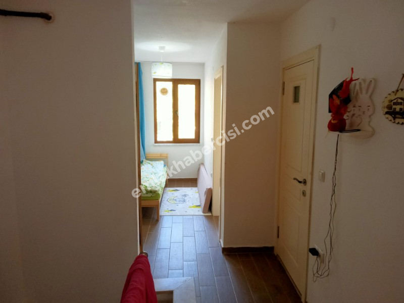 EMLAK HABERCİSİ 'NDEN BURSA, MUDANYA MERKEZDE, BAHÇELİ, 5 YAŞINDA, KAT MÜLKİYETLİ,  2 DAİRELİ MÜSTAKİL EV