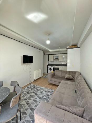 AFYON ÜÇOK EMLAKTAN MERKEZDE KİRALIK LÜX EŞYALI 2+0 DAİRE