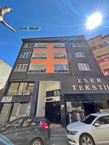 AFYON ÜÇOK EMLAKTAN MERKEZDE KİRALIK LÜX EŞYALI 2+0 DAİRE