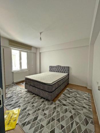 AFYON ÜÇOK EMLAKTAN MERKEZDE KİRALIK LÜX EŞYALI 2+0 DAİRE