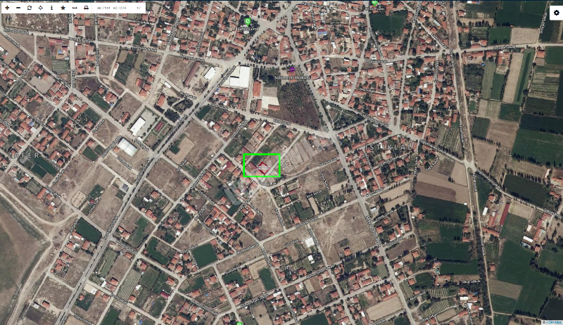 AFYON ÜÇOK EMLAK TAN SÜLÜMENLİ KASABASINDA SATILIK 500M² FIRSAT ARSA