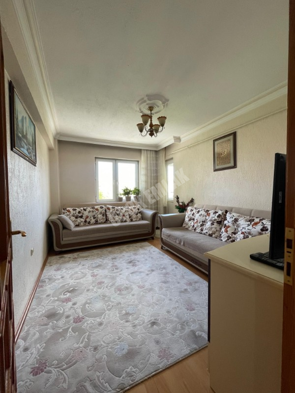 AFYON ÜÇOK EMLAKTAN MAREŞAL FEVZİ ÇAKMAK MAH SATILIK 3+1 DAİRE
