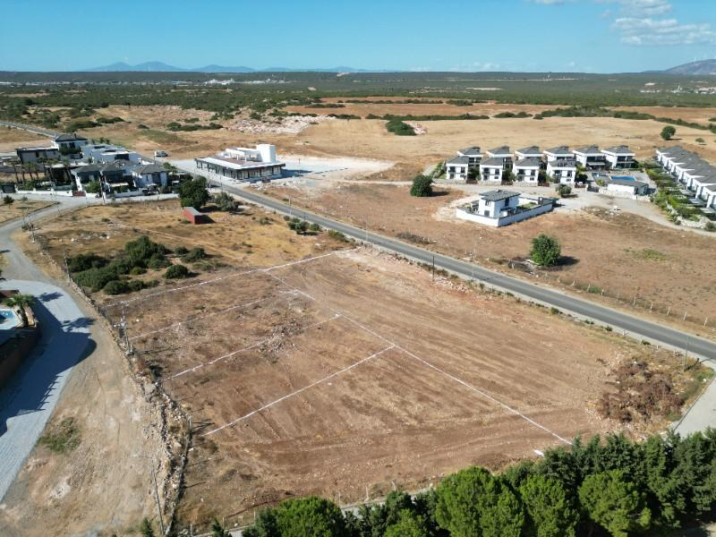 DENİZE YAKIN!! DİDİM de 1005m2 VİLLA İMARLI ARSA