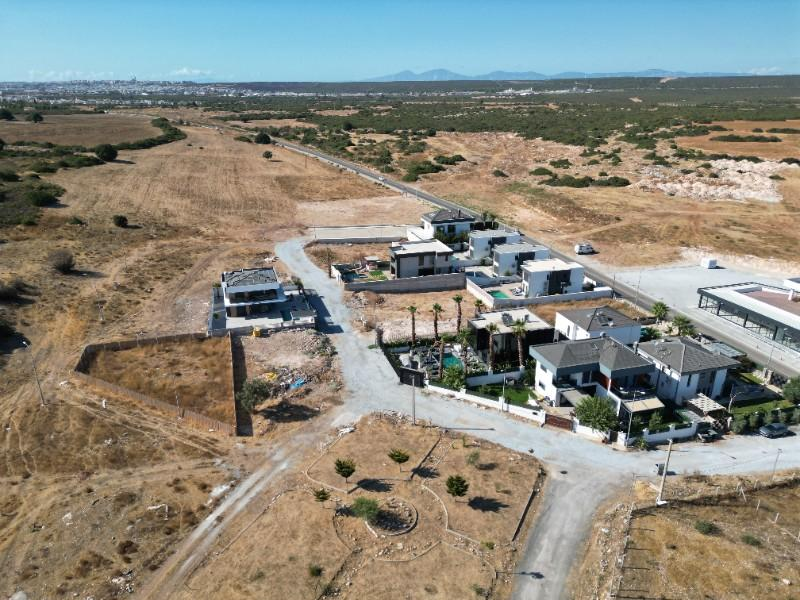 DENİZE YAKIN!! DİDİM de 1005m2 VİLLA İMARLI ARSA