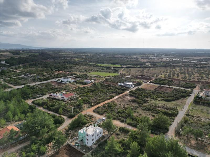 DİDİM de  KİRALIK DENİZE YAKIN  700m2 ARSA