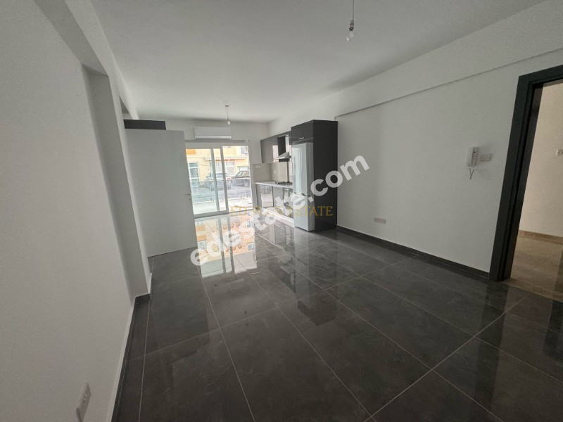 Lefkoşa K.Kaymaklı Bölgesinde SATILIK 2+1 ZEMİN KAT SIFIR DAİRE 