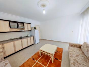 Goldsand 2 Sitesinde Satılık Eşyalı Yüksek Giriş 1+1 Daire
