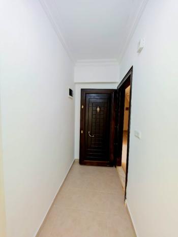 Goldsand 2 Sitesinde Satılık Eşyalı Yüksek Giriş 1+1 Daire