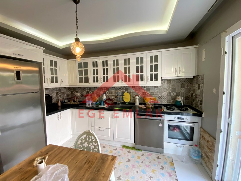Didim Efeler Mahallesinde Satılık 3+1 Ayrı Mutfaklı Daire