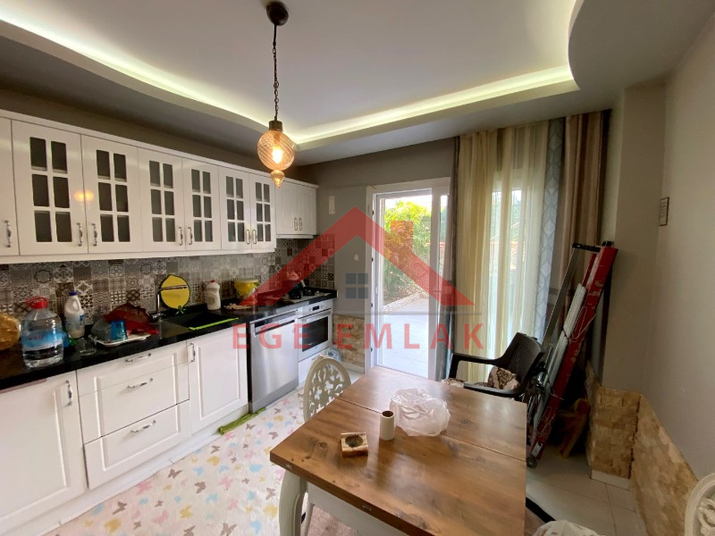 Didim Efeler Mahallesinde Satılık 3+1 Ayrı Mutfaklı Daire