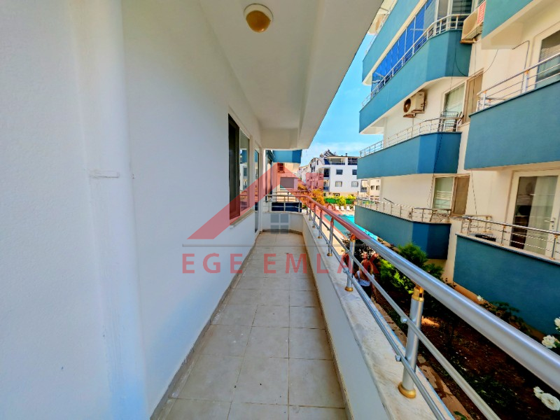 Goldsand 2 Sitesinde Satılık Eşyalı Yüksek Giriş 1+1 Daire