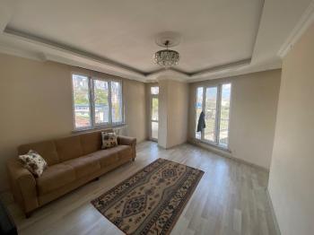 Esentepe Mah.Merkezi Lokasyonda Kiralık Geniş1+1 Daire 