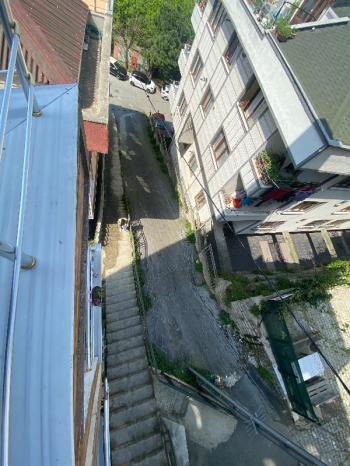 Esentepe Mah.Merkezi Lokasyonda Kiralık Geniş1+1 Daire 