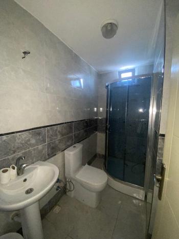 Esentepe Mah.Merkezi Lokasyonda Kiralık Geniş1+1 Daire 